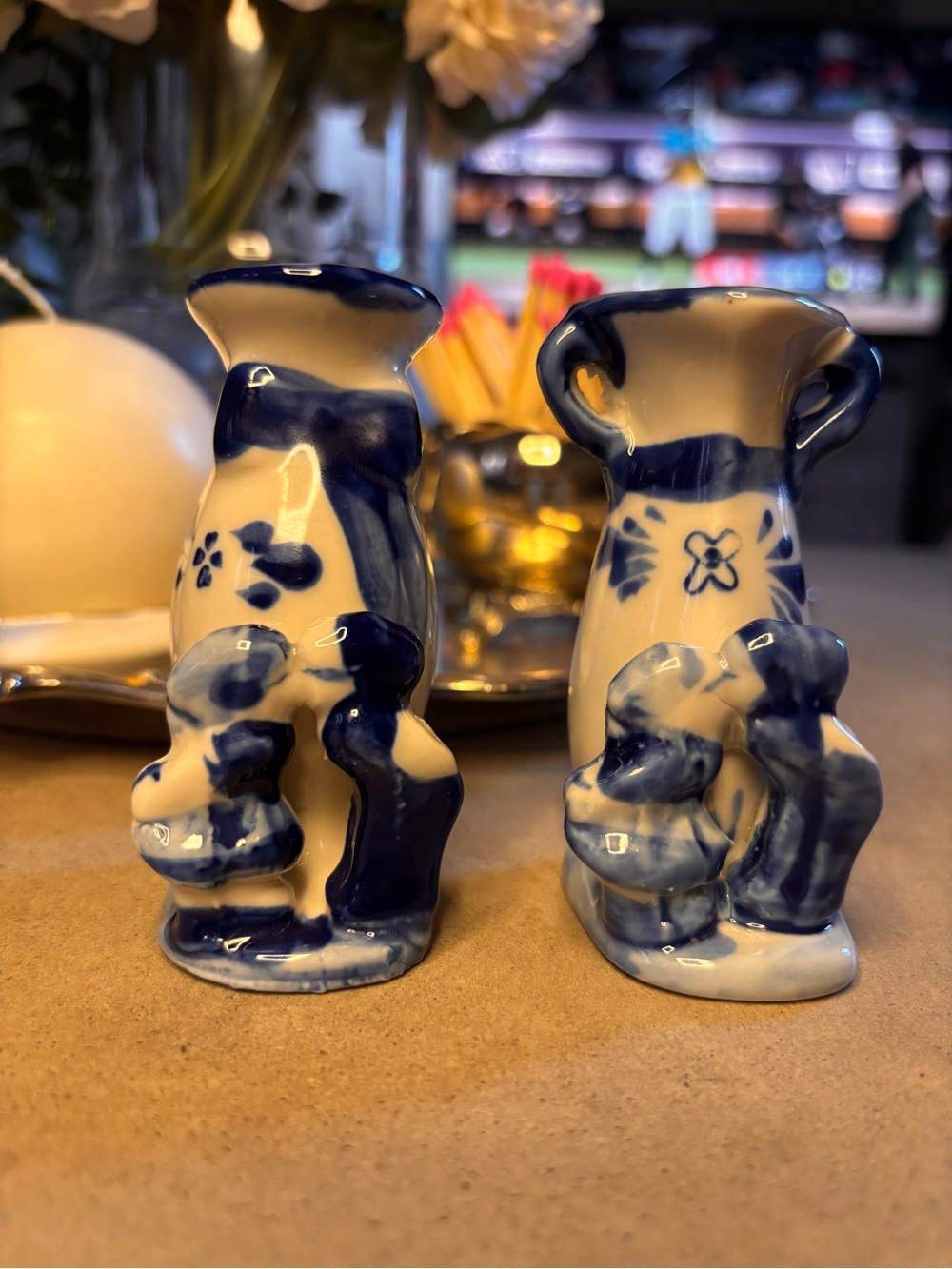 Vintage Blue White Dutch Couple Figural Bud Vases Delft Style 3.5” Pair